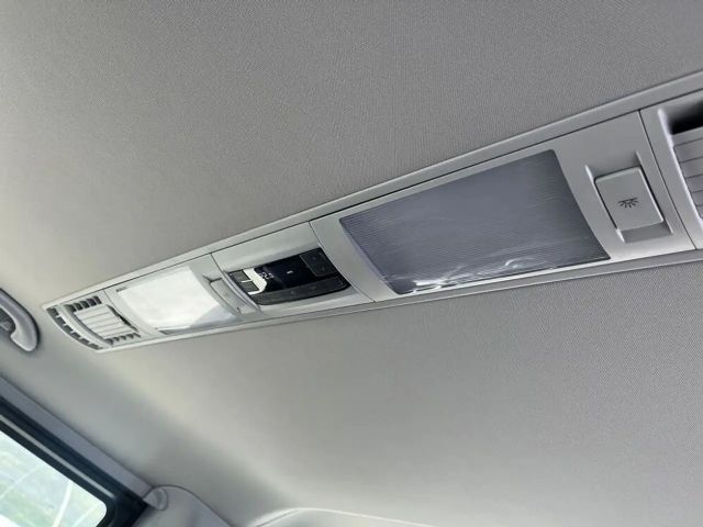 Volkswagen Caravelle 2.0 TDI DSG T6