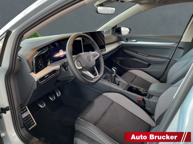 Volkswagen Golf 1.5 TSI Golf VIII