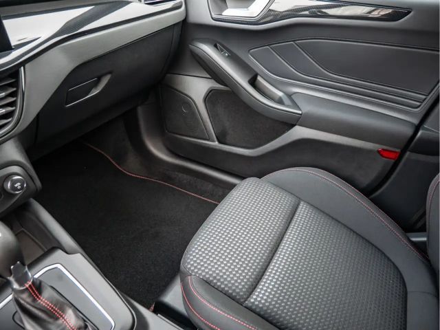 Ford Focus ST Line Wagon