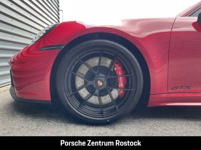 Porsche 992 Carrera Coupé GTS