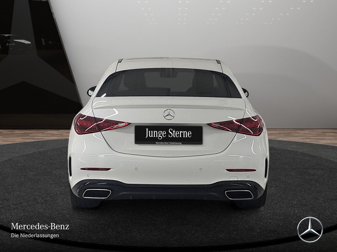 Mercedes-Benz C 300 Sedan