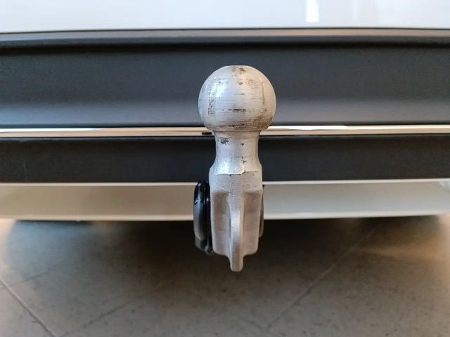 Volkswagen Passat 1.5 eTSI Business DSG