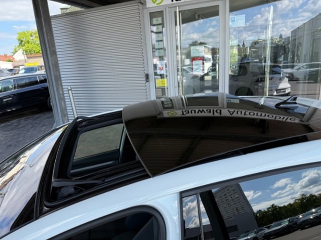 Volkswagen Golf DSG Golf VIII IQ.Drive Style