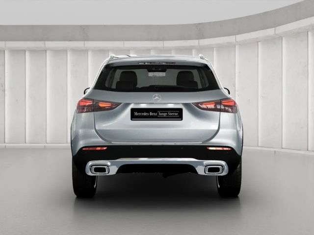 Mercedes-Benz GLA 180 Progressive