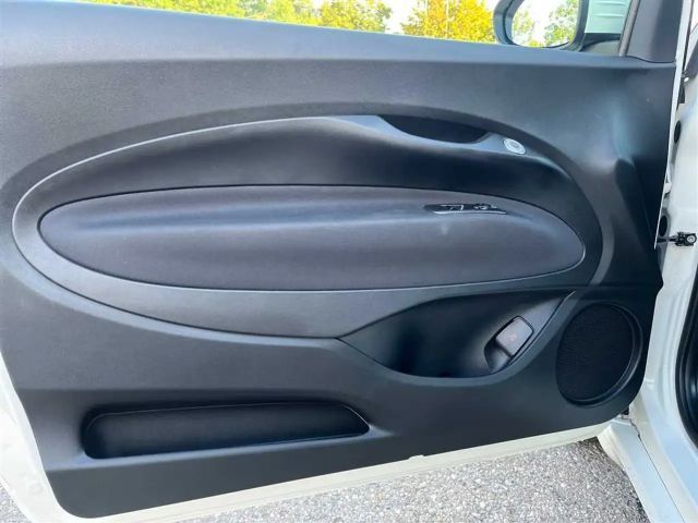 Fiat 500 mit 42 kWh*Klima*Carplay