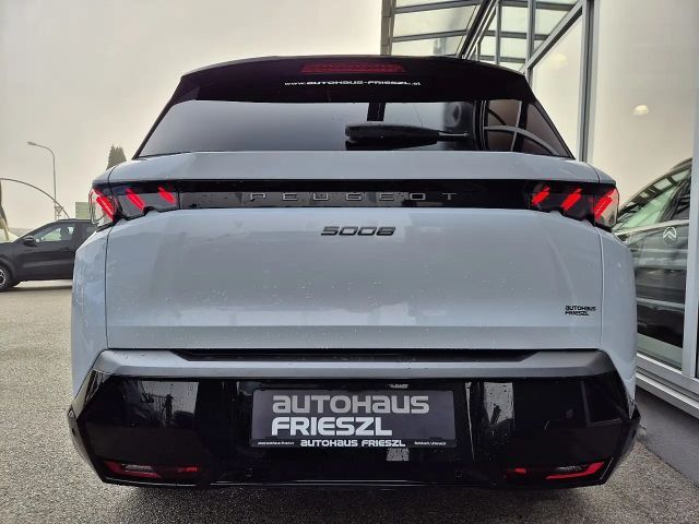 Peugeot E-5008 Elektro 210 73kWh