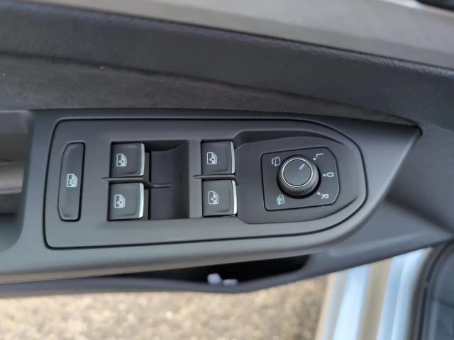 Volkswagen Golf DSG Life Variant