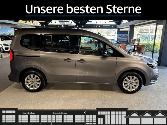 Mercedes-Benz EQT 200