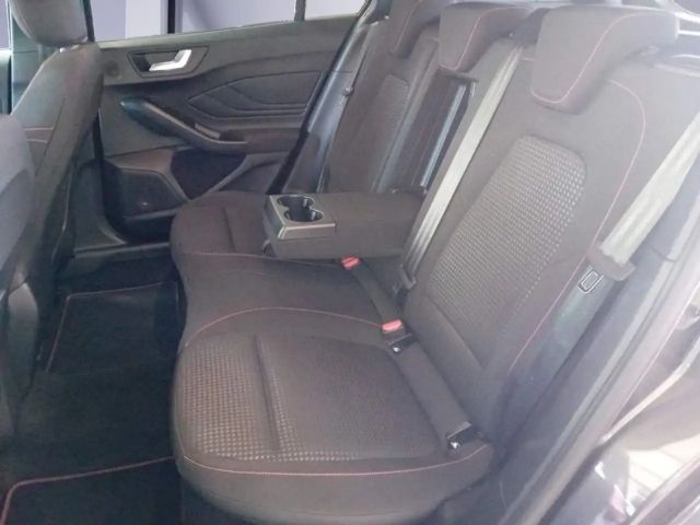 Ford Focus ST Line Wagon