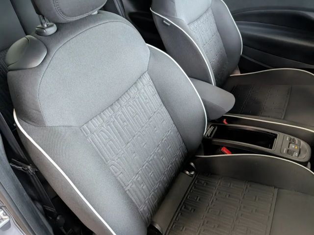 Fiat 500e 42kWh, Komfort+Style-Paket, Garantie