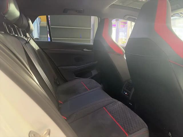 Volkswagen Golf 2.0 TSI DSG GTI