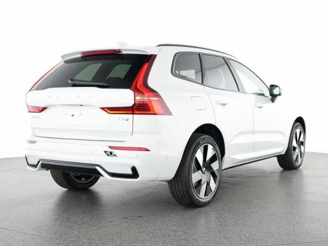 Volvo XC60 AWD Dark Plus T6