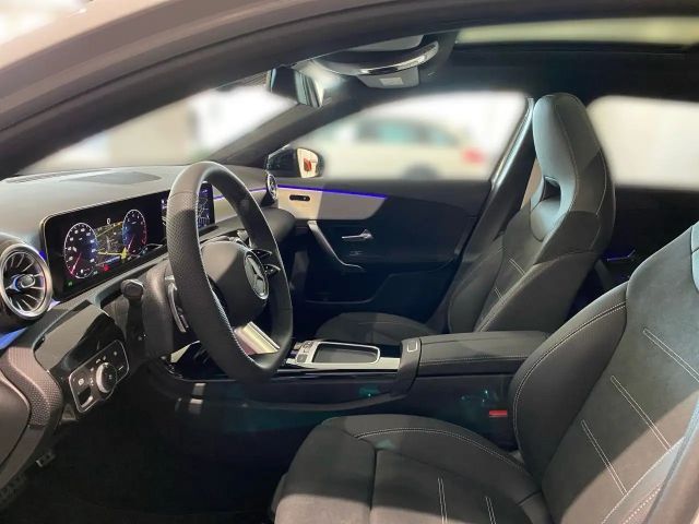 Mercedes-Benz A 200 AMG Line