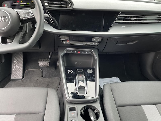 Audi A3 30 TFSI S-Tronic Sportback