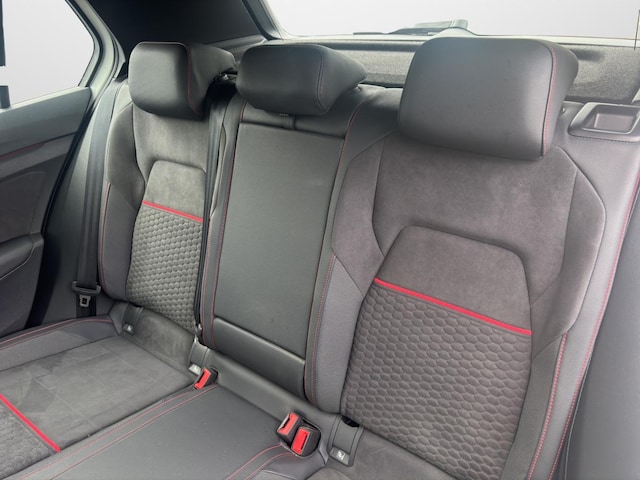 Volkswagen Golf 2.0 TSI DSG GTI Style