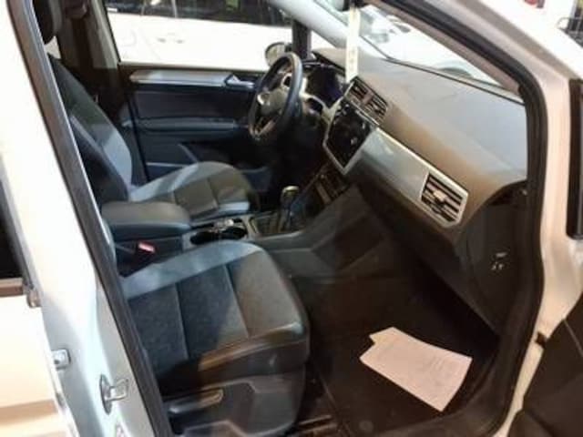 Volkswagen Touran 1.5 TSI DSG