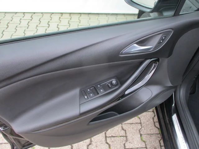 Opel Astra Sports Tourer Ultimate