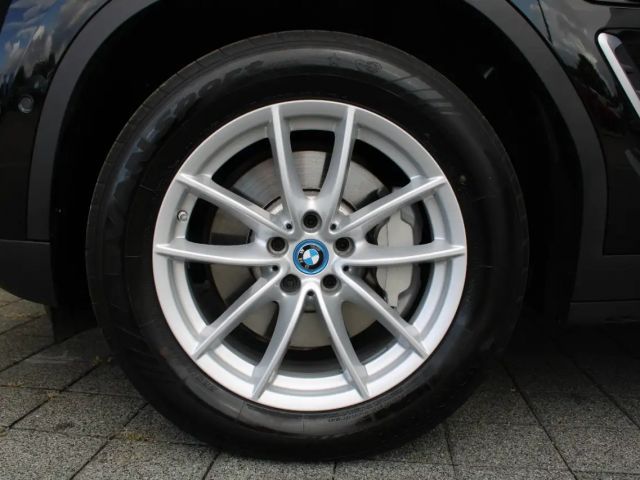 BMW X3 xDrive30e