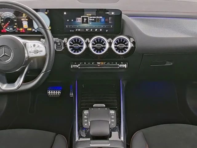 Mercedes-Benz EQA 300 4MATIC