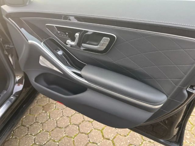 Mercedes-Benz S 400 S 400 d Sedan