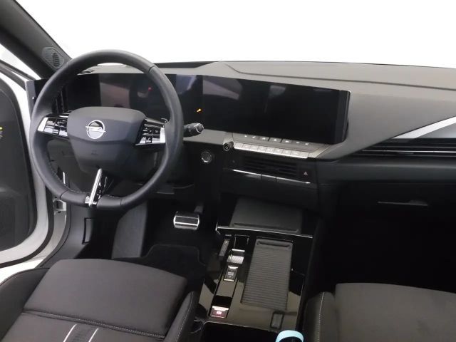 Opel Astra GS-Line Grand Sport