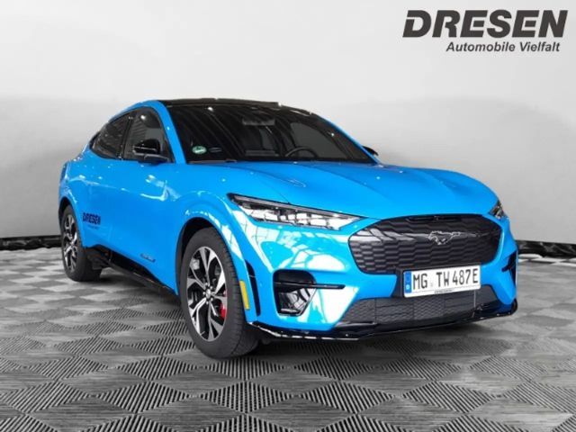 Ford Mustang Mach-E AWD GT