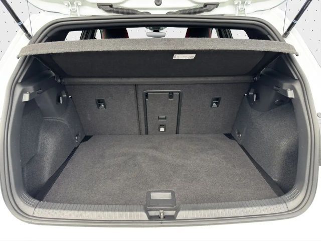 Volkswagen Golf 2.0 TSI GTI Golf VIII Style