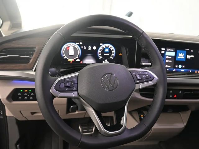 Volkswagen Multivan Style T7