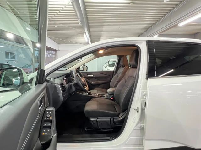 Nissan Qashqai 1.3 Connecta Multimedia-System Nissan