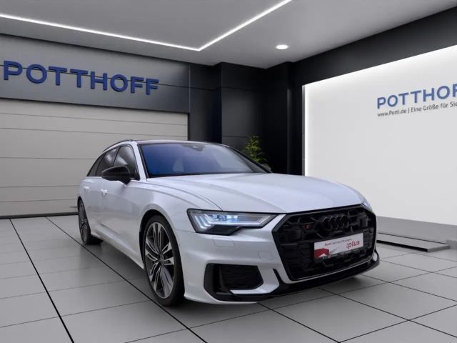 Audi S6 Avant Quattro