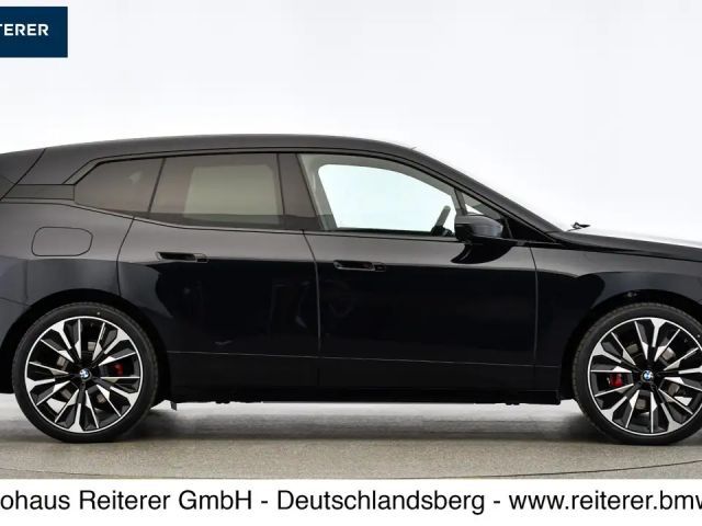 BMW iX xDrive60