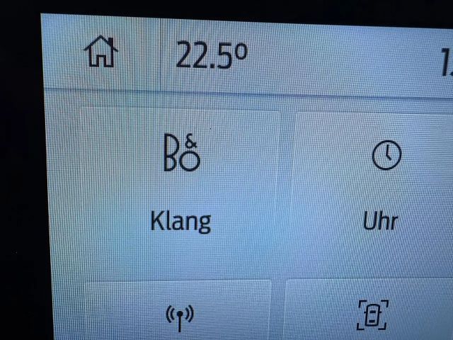 Ford Kuga Plug in Hybrid Titanium X