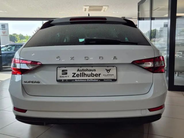 Skoda Superb 2.0 TDI Combi