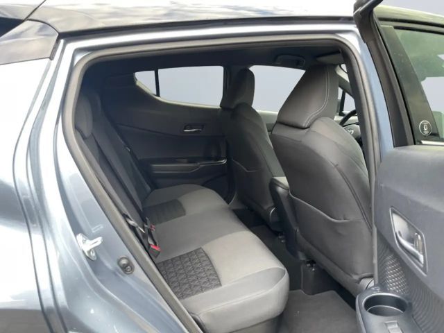 Toyota C-HR Hybride Team D