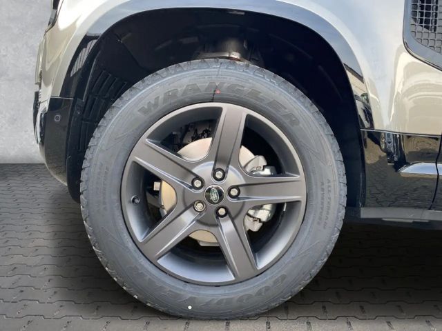 Land Rover Defender 90 D250 SE