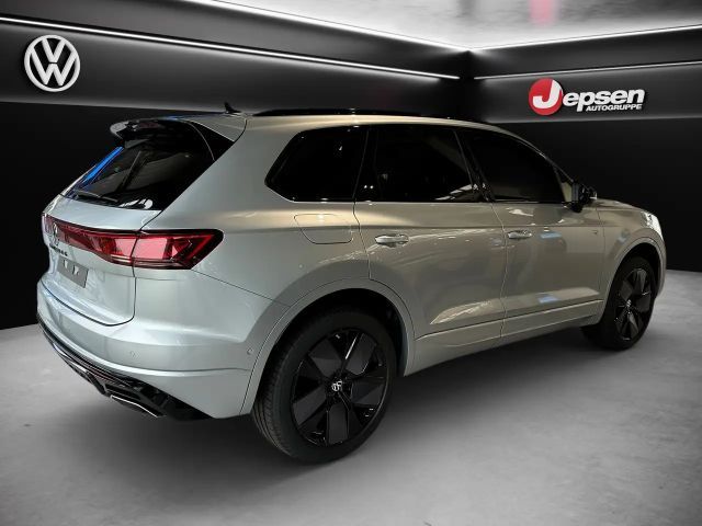Volkswagen Touareg 4Motion R-Line