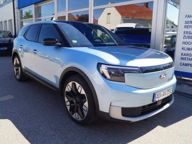 Ford Explorer Premium RWD