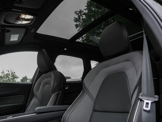 Volvo XC60 Plus Recharge T8