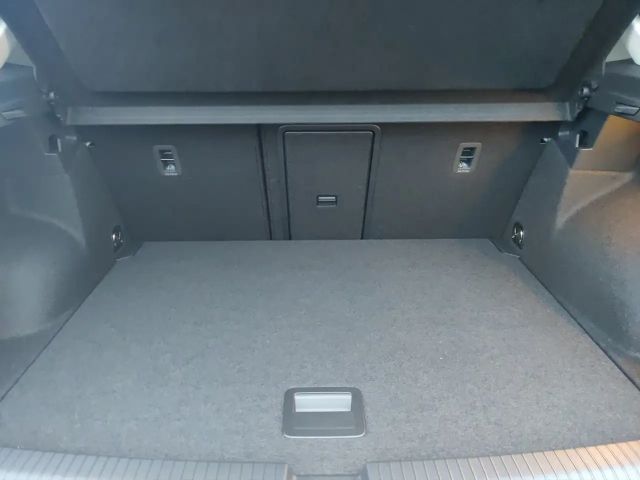 Volkswagen T-Roc 1.5 TSI DSG Style