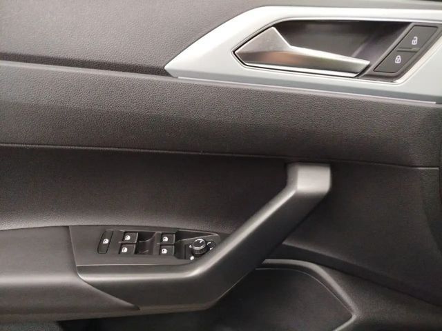 Volkswagen Taigo 1.0 TSI DSG