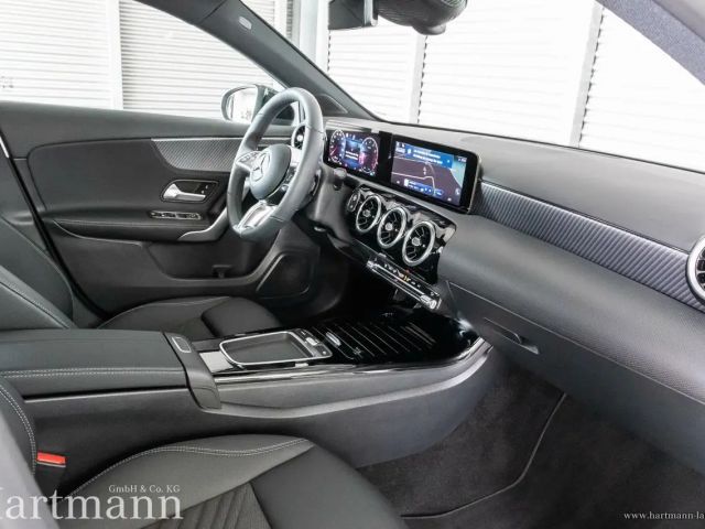 Mercedes-Benz A 200 Hatchback Progressive