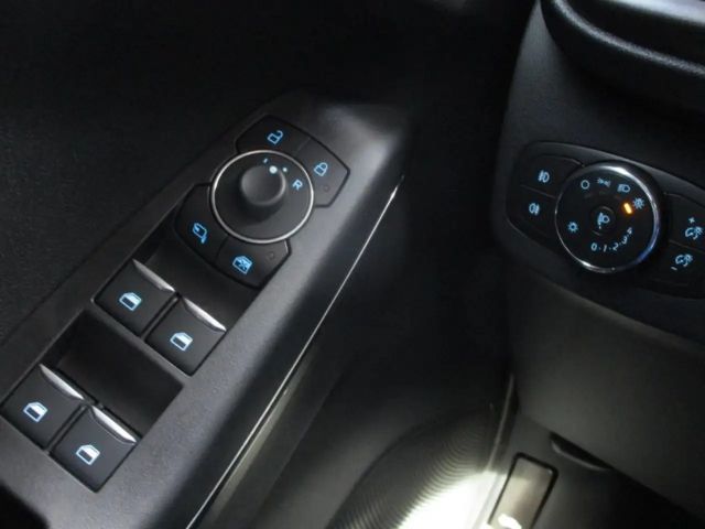 Ford Puma EcoBoost Titanium