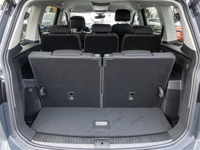 Volkswagen Touran 1.5 TSI DSG