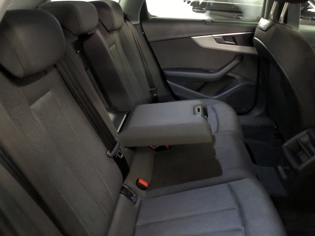 Audi A4 35 TDI Avant S-Tronic