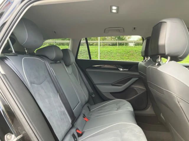 Volkswagen Passat 2.0 TDI Business DSG Variant