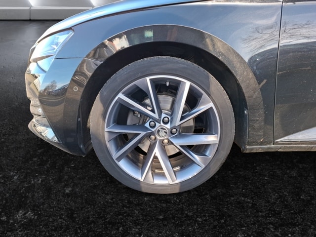 Skoda Superb 2.0 TDI Combi