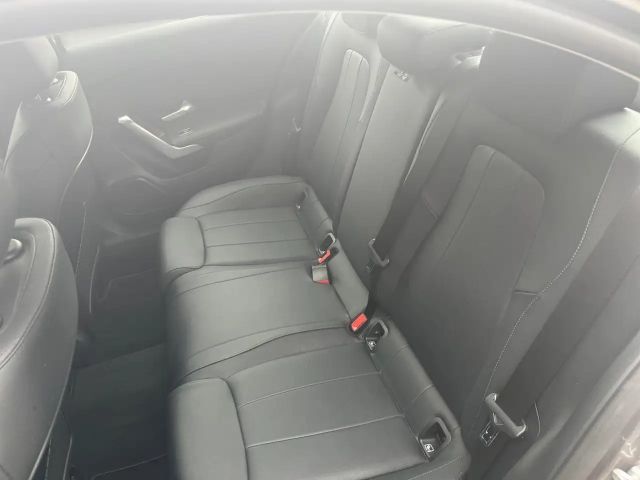 Mercedes-Benz A 180 Progressive