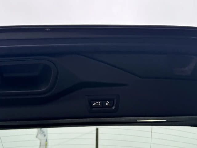 BMW X5 i CRYSTAL PANO-SKY GESTIK H/K HUD LASER