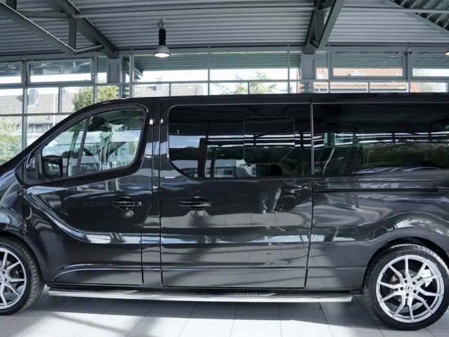 Renault Trafic Grand L2H1 Spaceclass