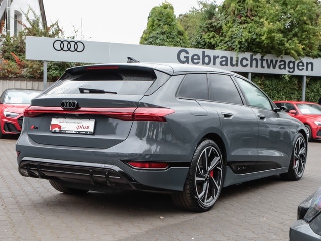 Audi A6 e-tron Avant Quattro